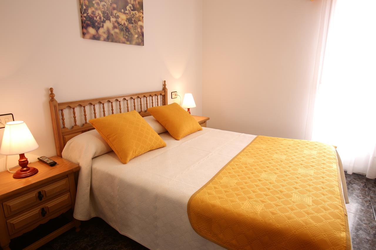 Hostal San Roque Πόρτο Νόβο Εξωτερικό φωτογραφία